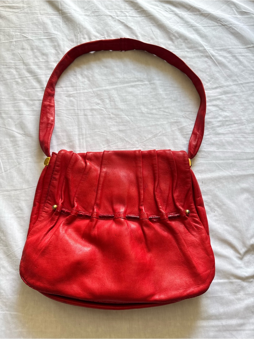 Rare Vintage Gucci Red Leather Pleated Shoulder Bag – Old Gucci Made in Italy